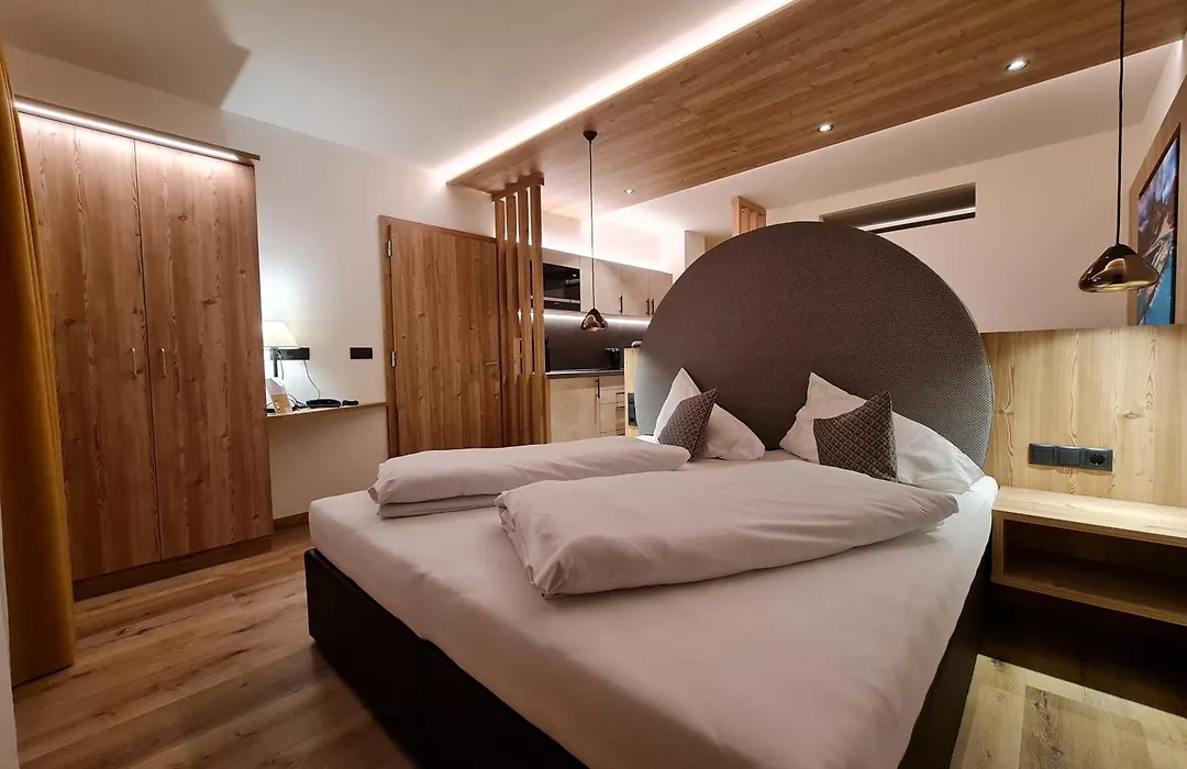 Hotel Mondschein-1