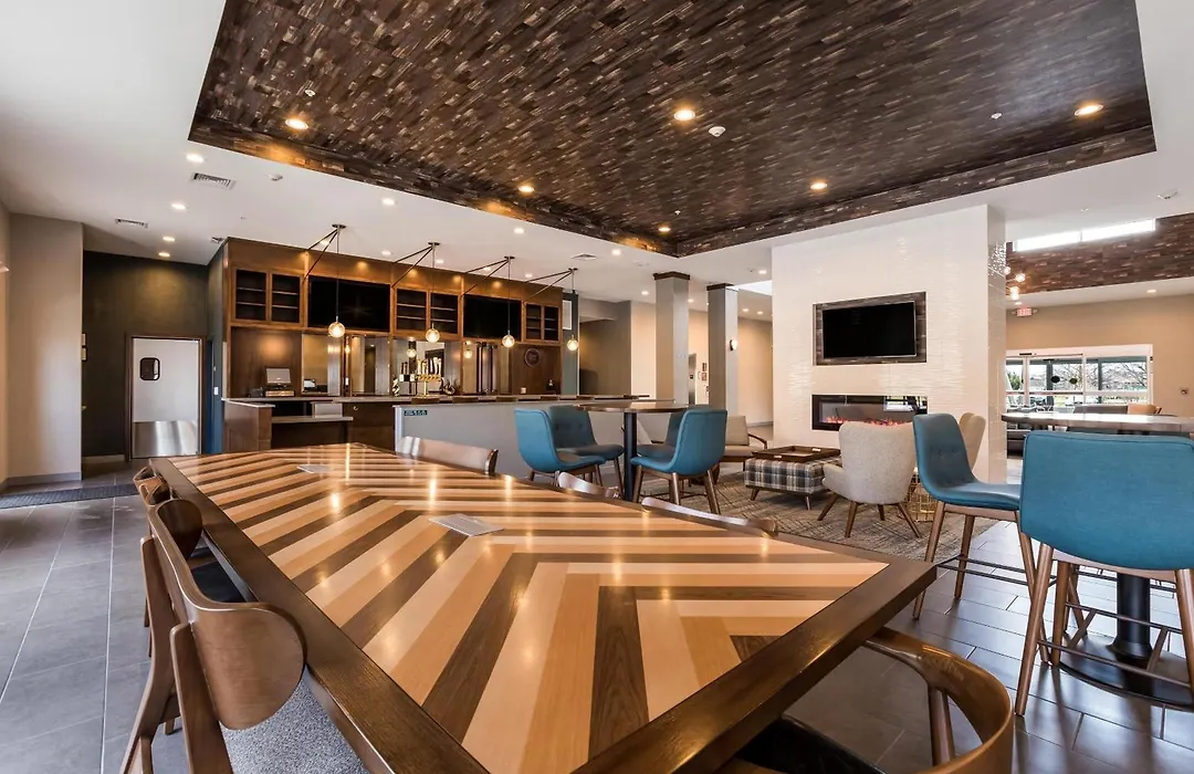 Four Points By Sheraton Elkhart-1