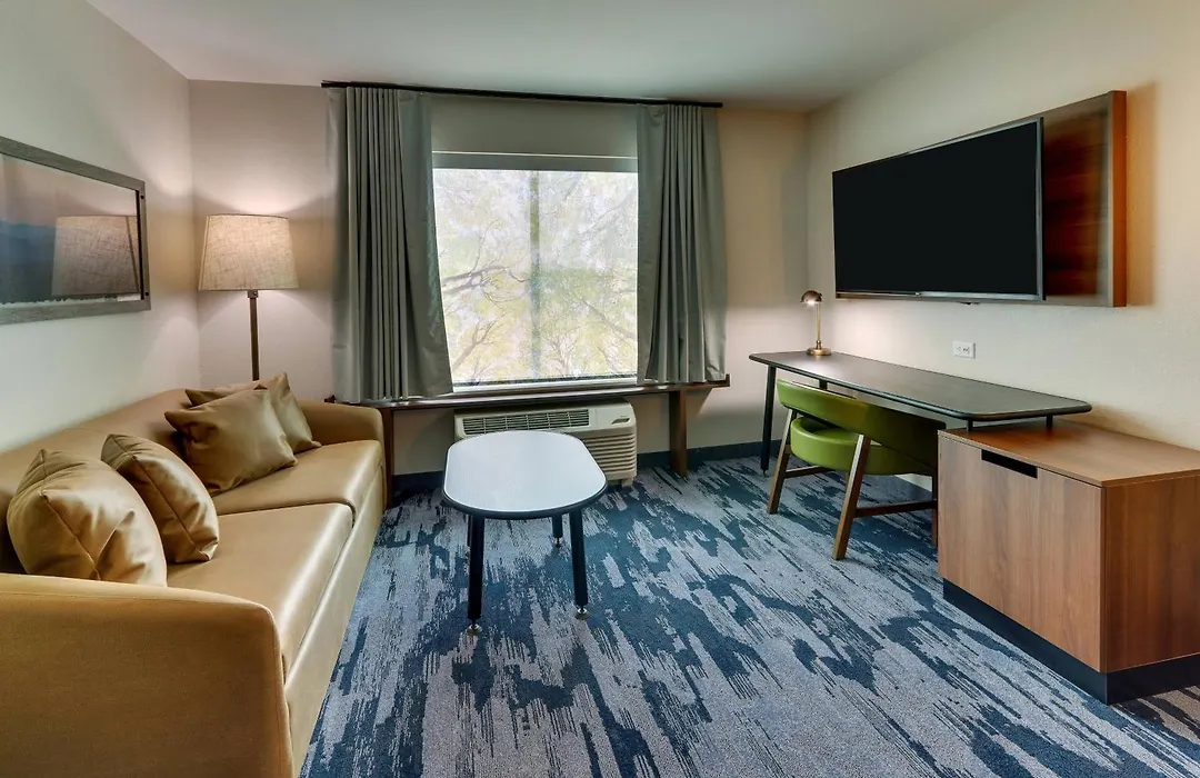 Fairfield Inn & Suites Warsaw-1