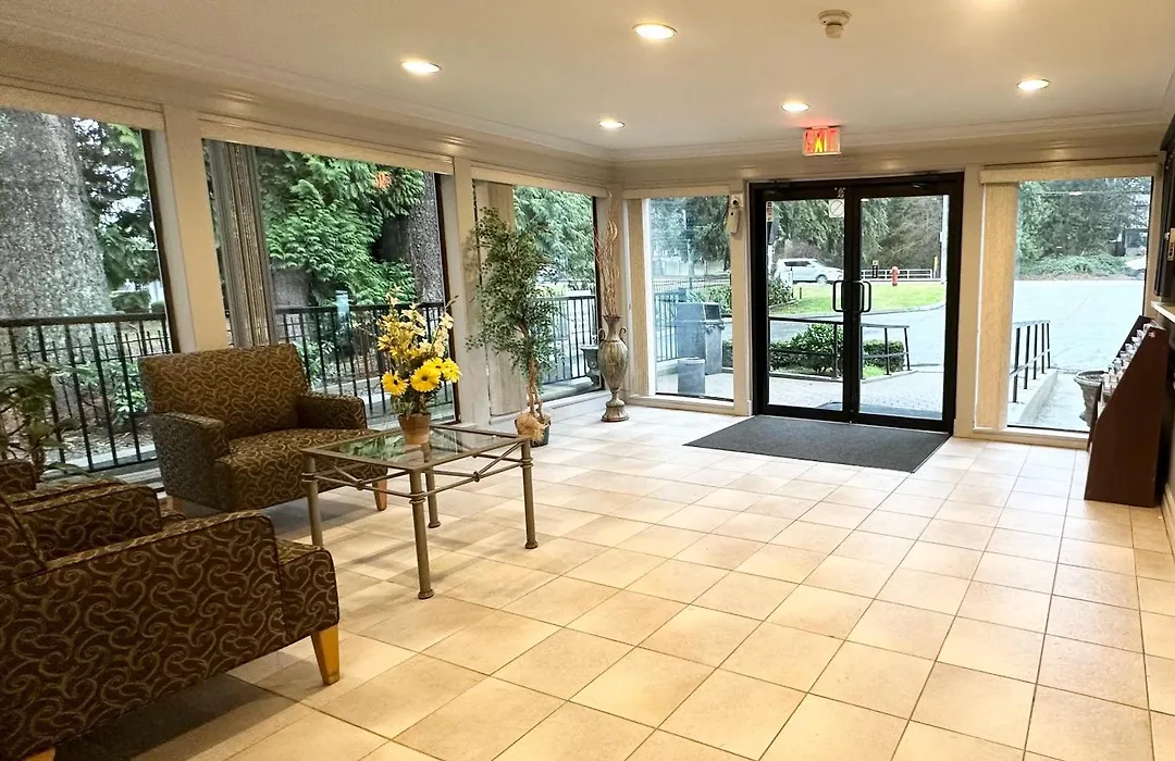 Canadian Inn-1