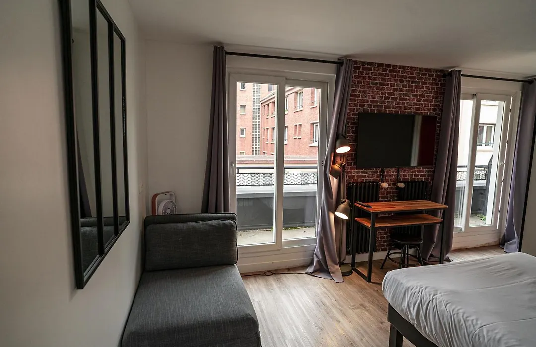Hotel De Quebec-1