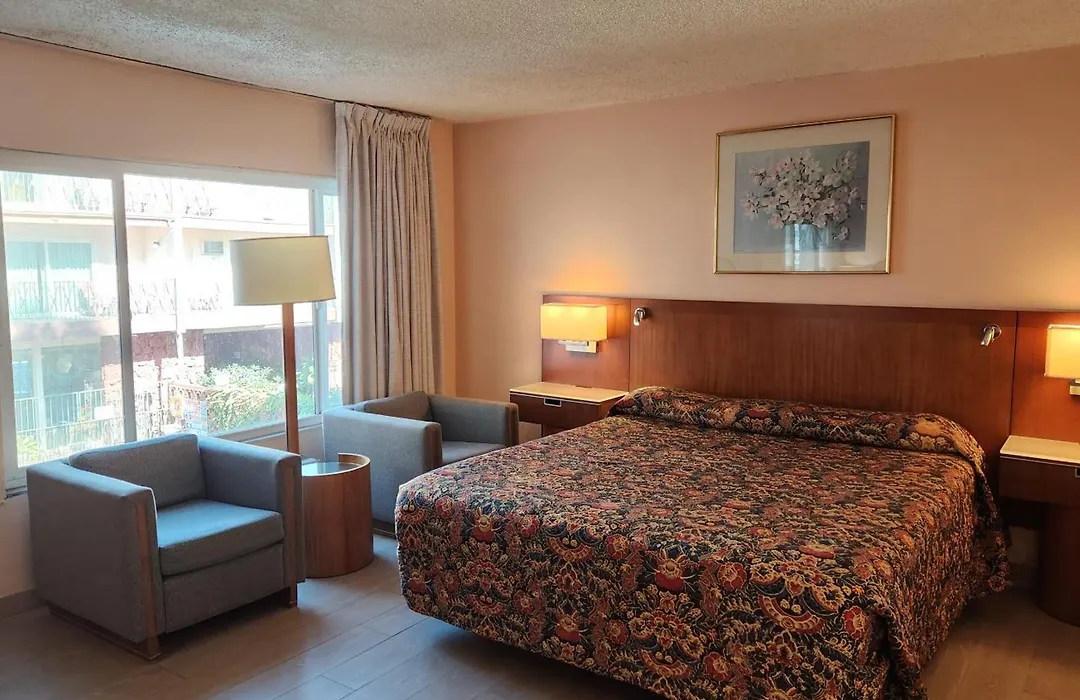 Royal Century Hotel At Lax-1