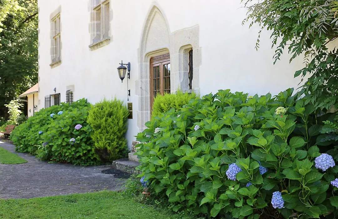 Manoir XV Domaine de Peyrafort-1