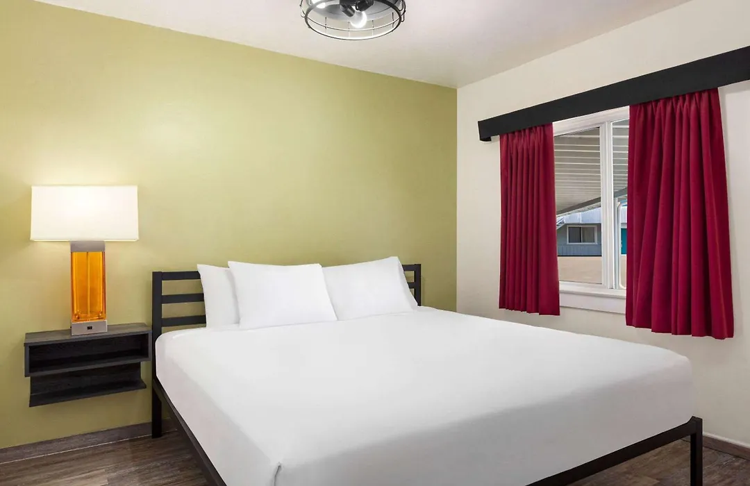 Baymont By Wyndham Fort Bragg-1