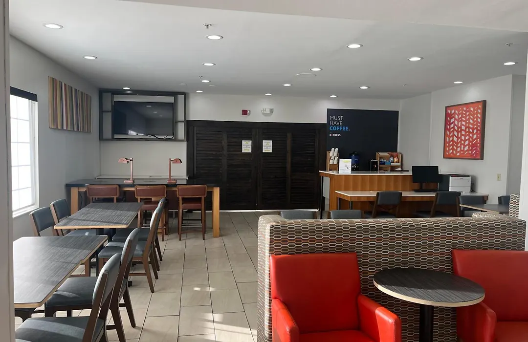 Holiday Inn Express Henderson By Ihg-1