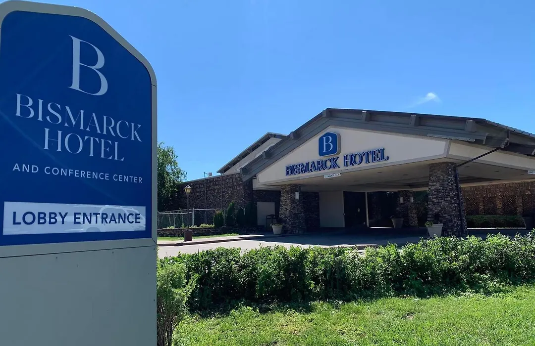 Bismarck Hotel And Conference Center-1