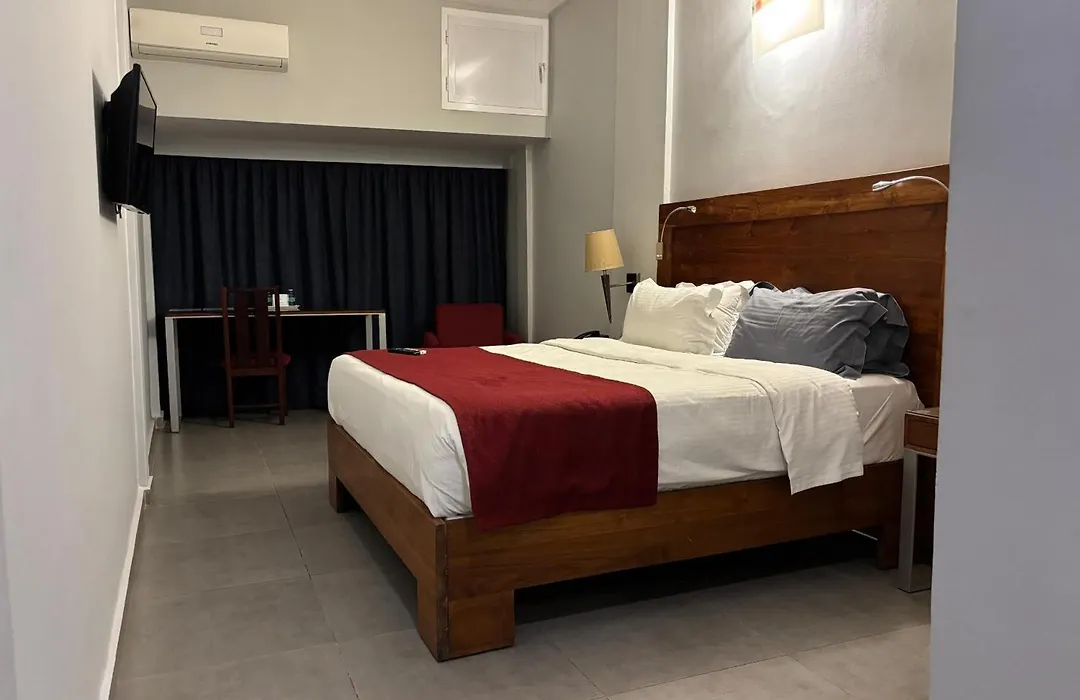 Hotel Du Lac-1