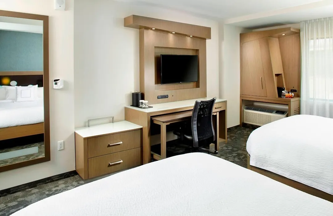 Courtyard By Marriott Akron Downtown-1
