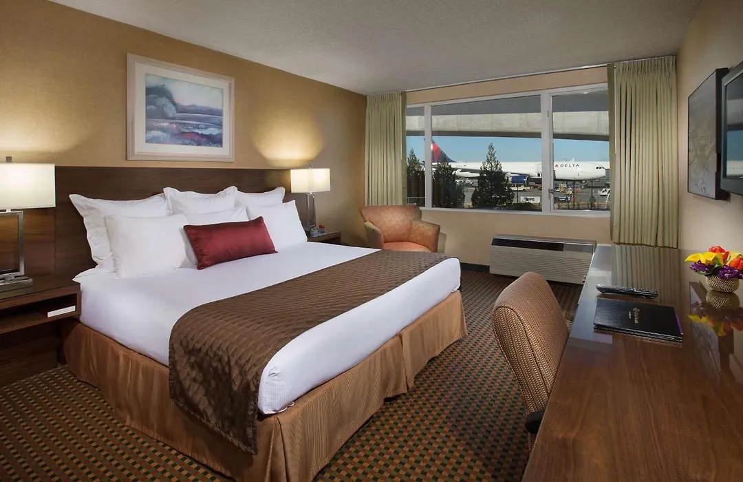 Coast Gateway Hotel-1