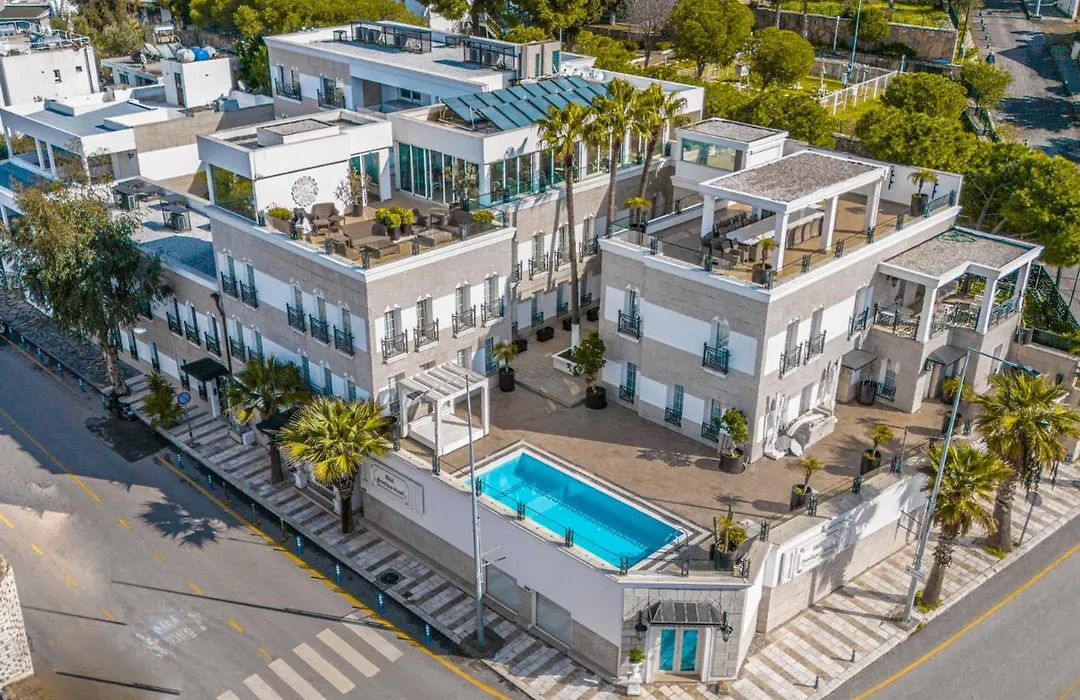Ena Boutique Hotel & Residences-1
