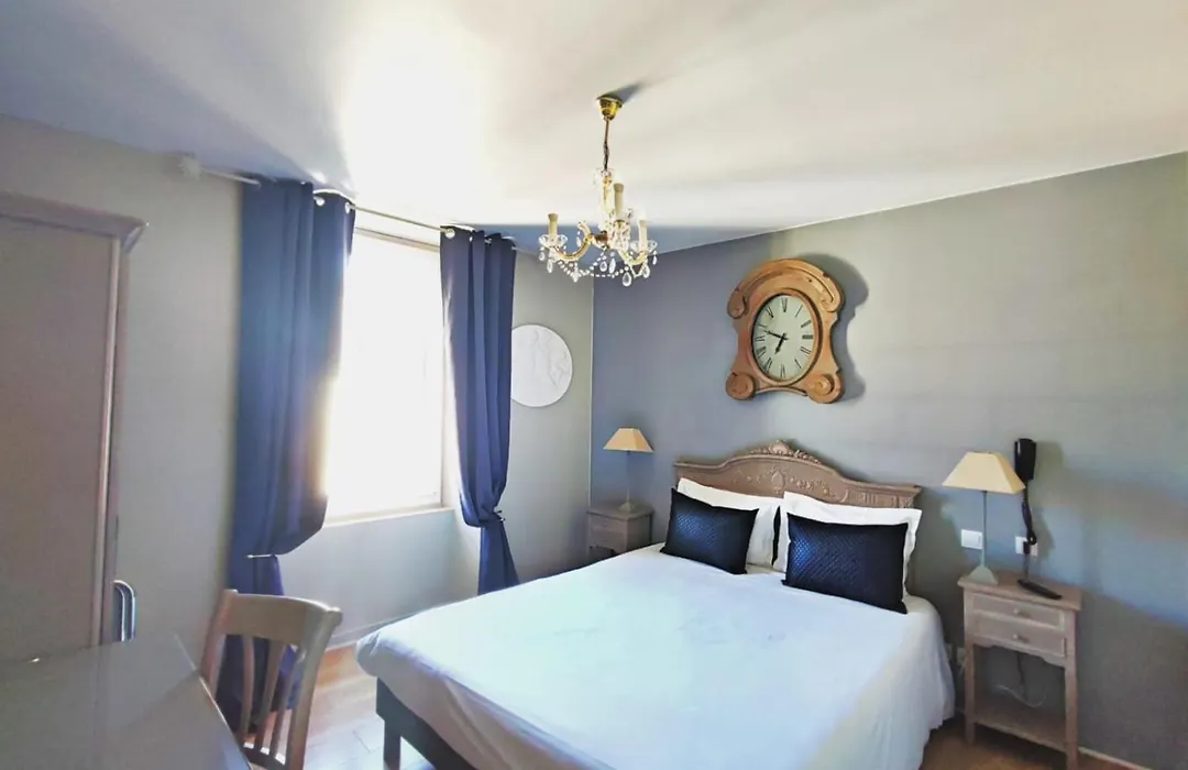 Hotel Abat Jour-1