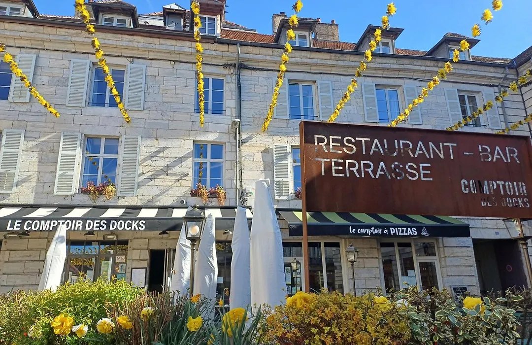 Le Comptoir du Voyageur-1
