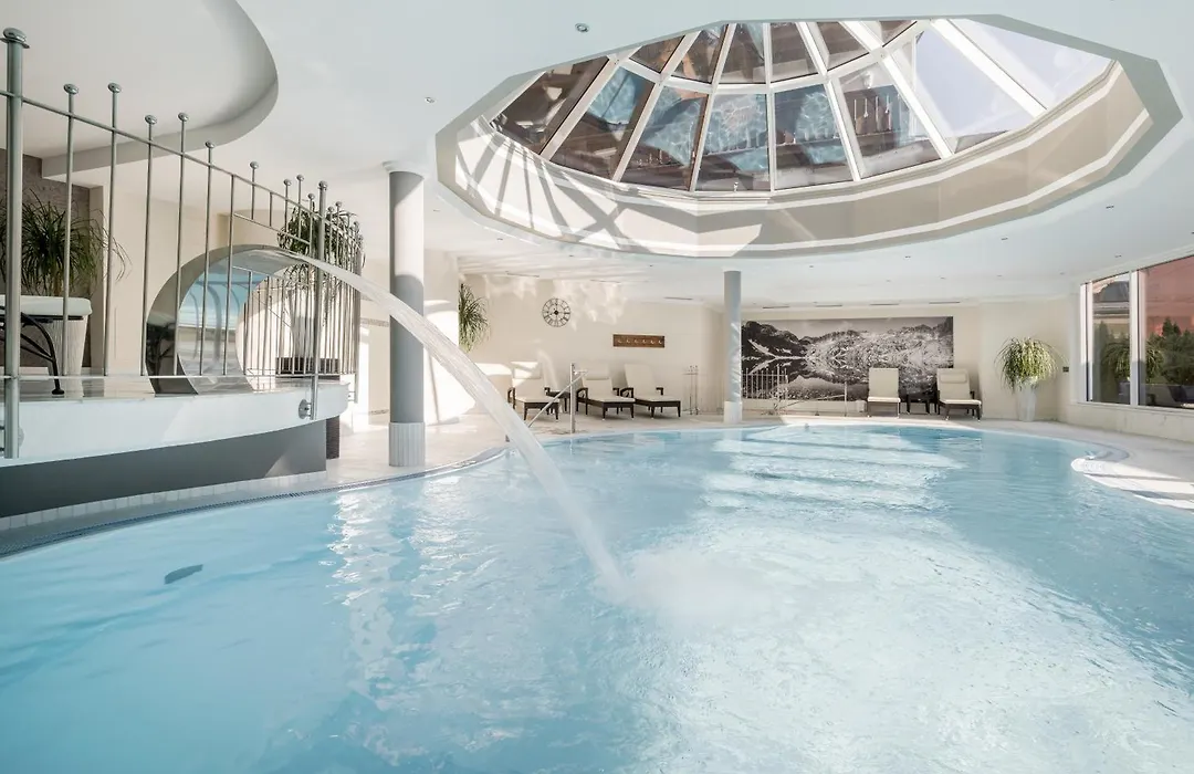 Regina Hotelsuites-1