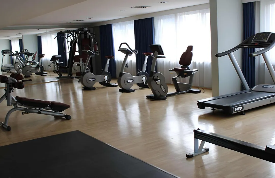 Park Inn by Radisson Linz-1