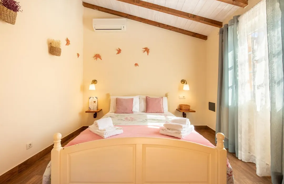 Casinha D'Avó Guesthouse-1