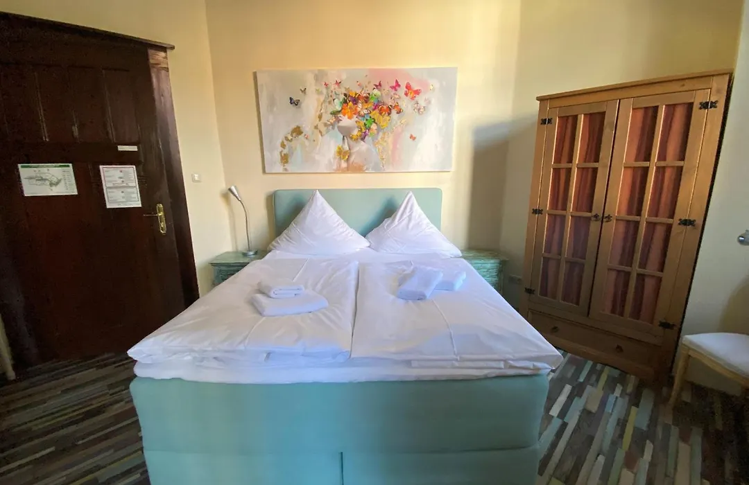 Avalon Bed&Breakfast Themen/- Nichtraucherhotel-1