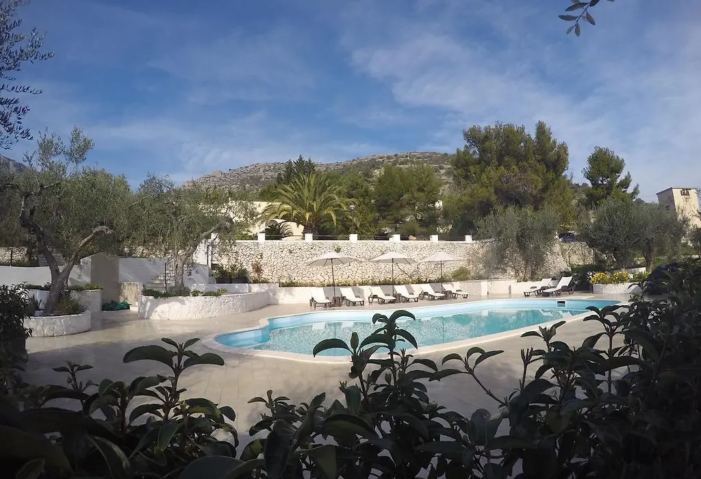 Charming Puglia Villa Simone-1