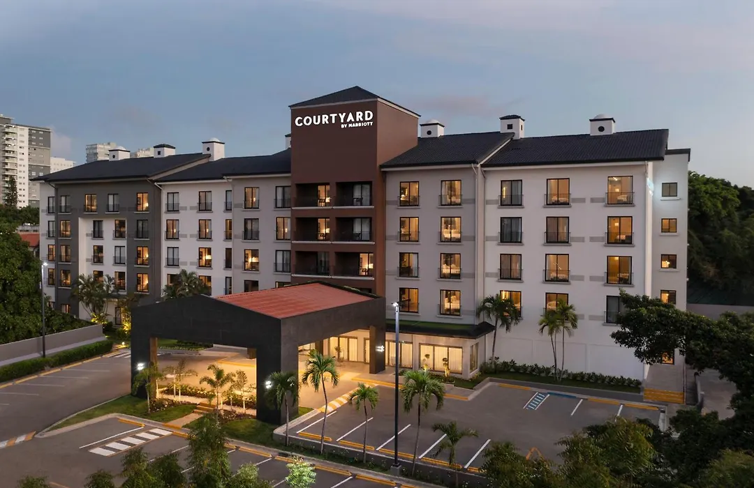 Courtyard By Marriott Santo Domingo-1