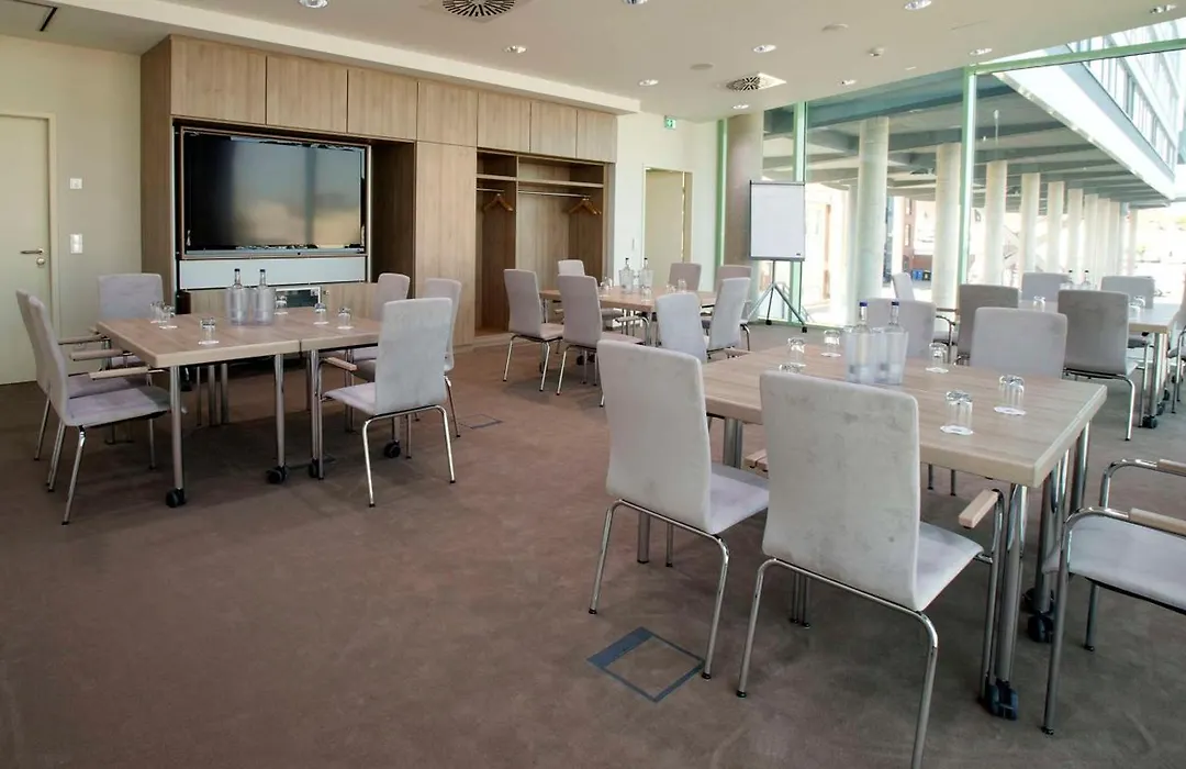 Best Western Plus Hotel Bremerhaven-1