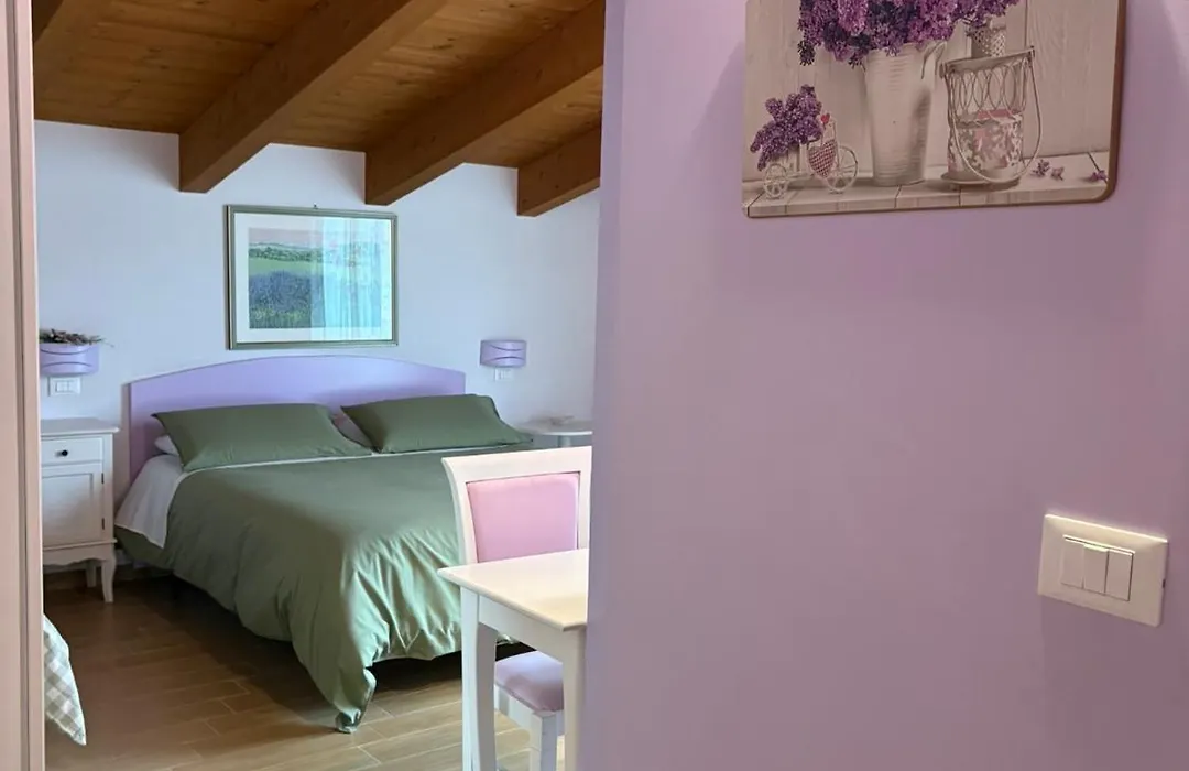 B&B Carlotta-1