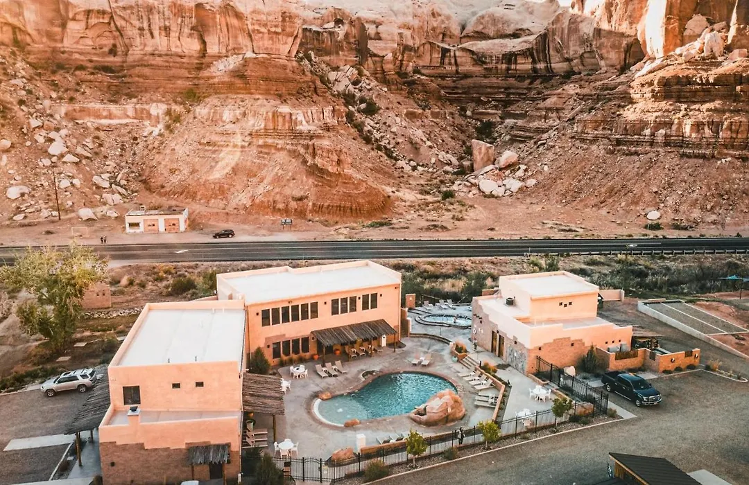 Bluff Dwellings Resort-1