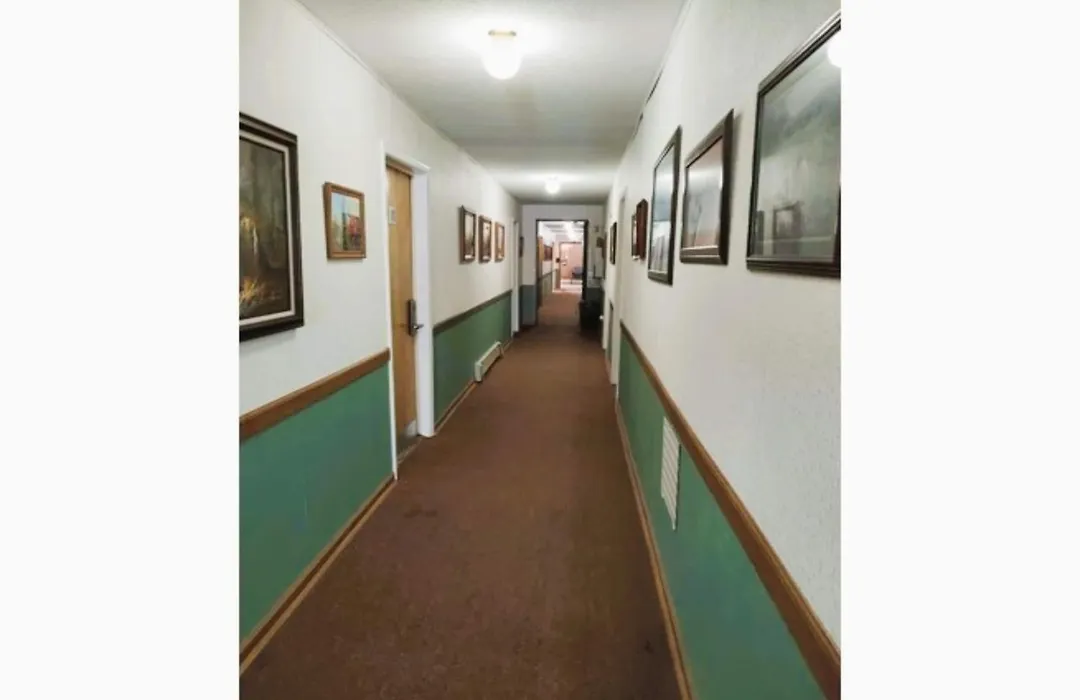 Love Hotels Voyageur By Oyo At International Falls Mn-1