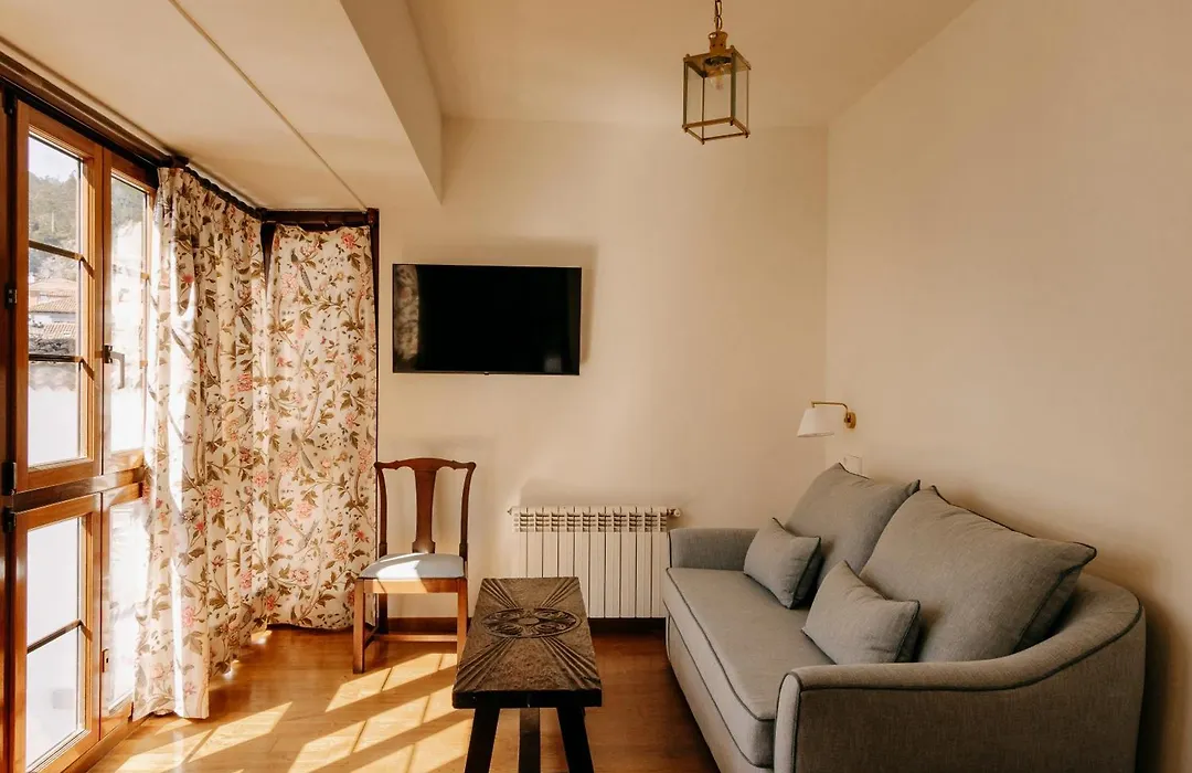 Hotel PAX Casona del Busto-1