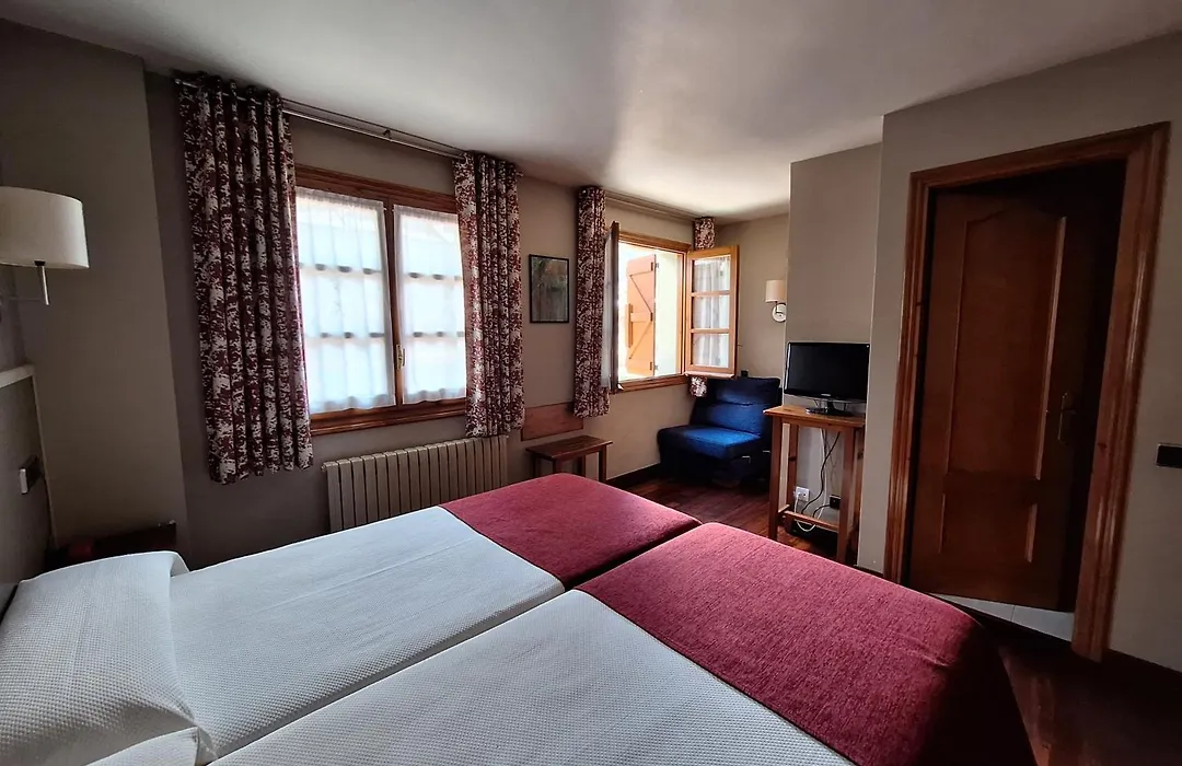 Hotel Aragüells-1