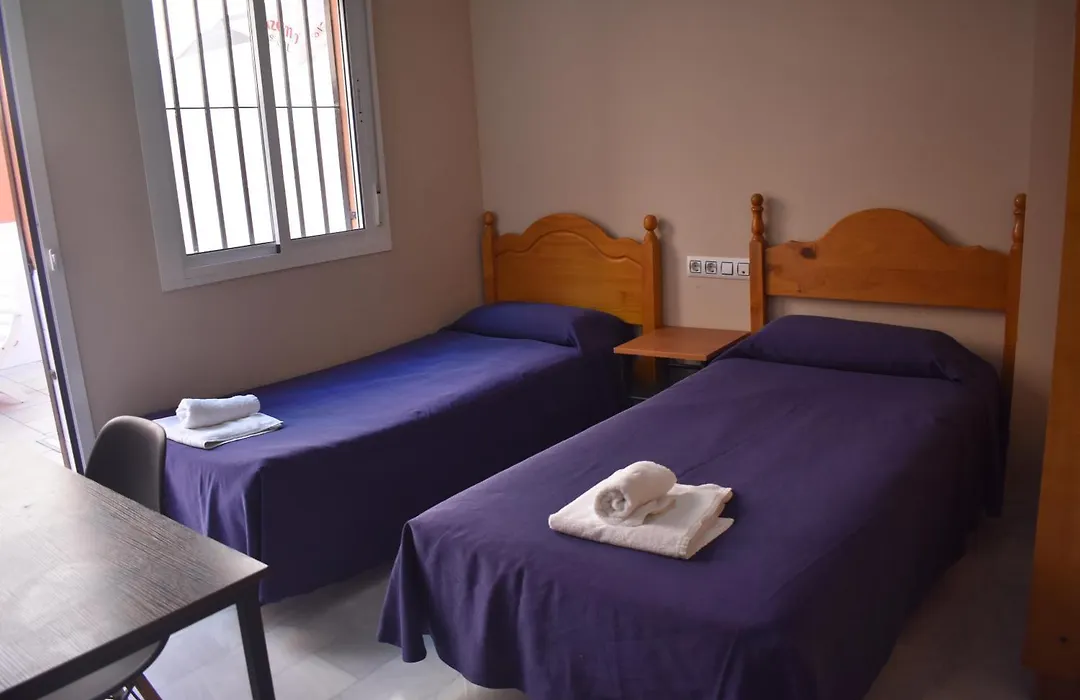 Hostal Alamare-1