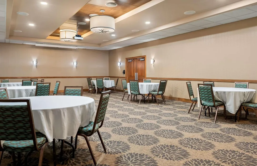 Best Western Newport Inn-1