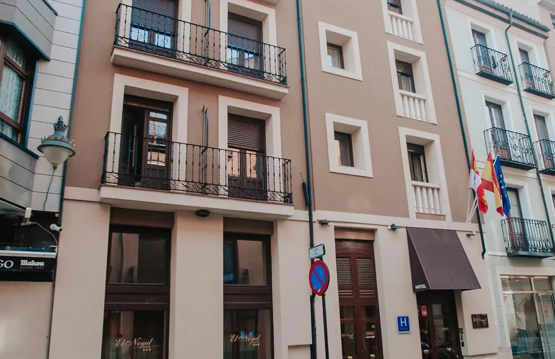 Hotel El Nogal-1