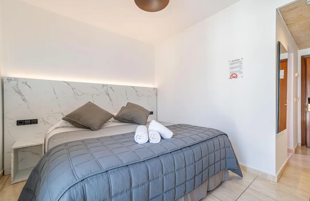 Hotel Montmar-1