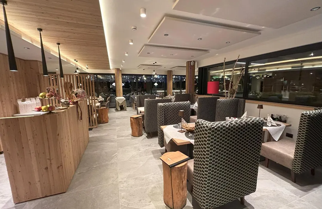Alexander Hotel Alpine Wellness Dolomites-1