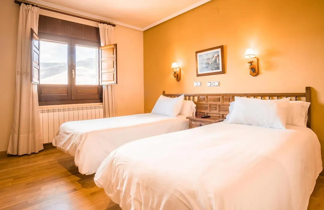 Hostal Gran Duque-1
