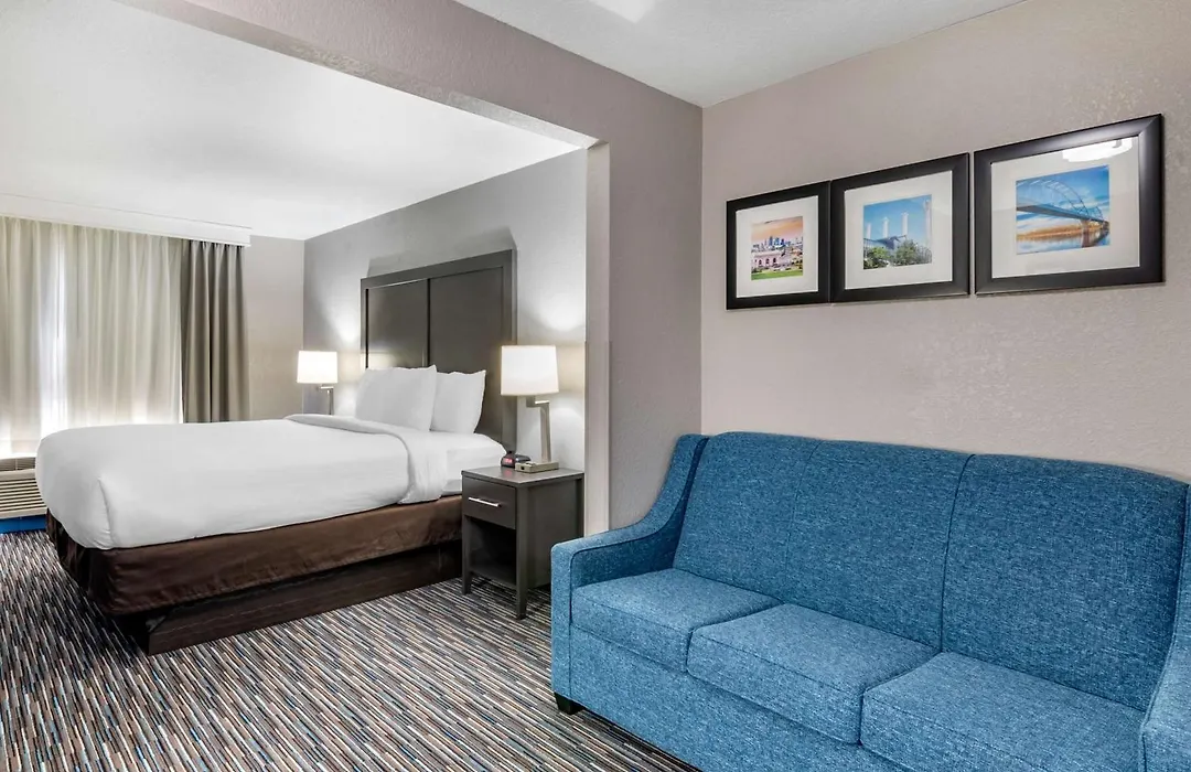 Comfort Inn & Suites Emporia-1