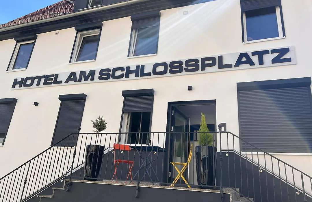 Hotel am Schlossplatz-1