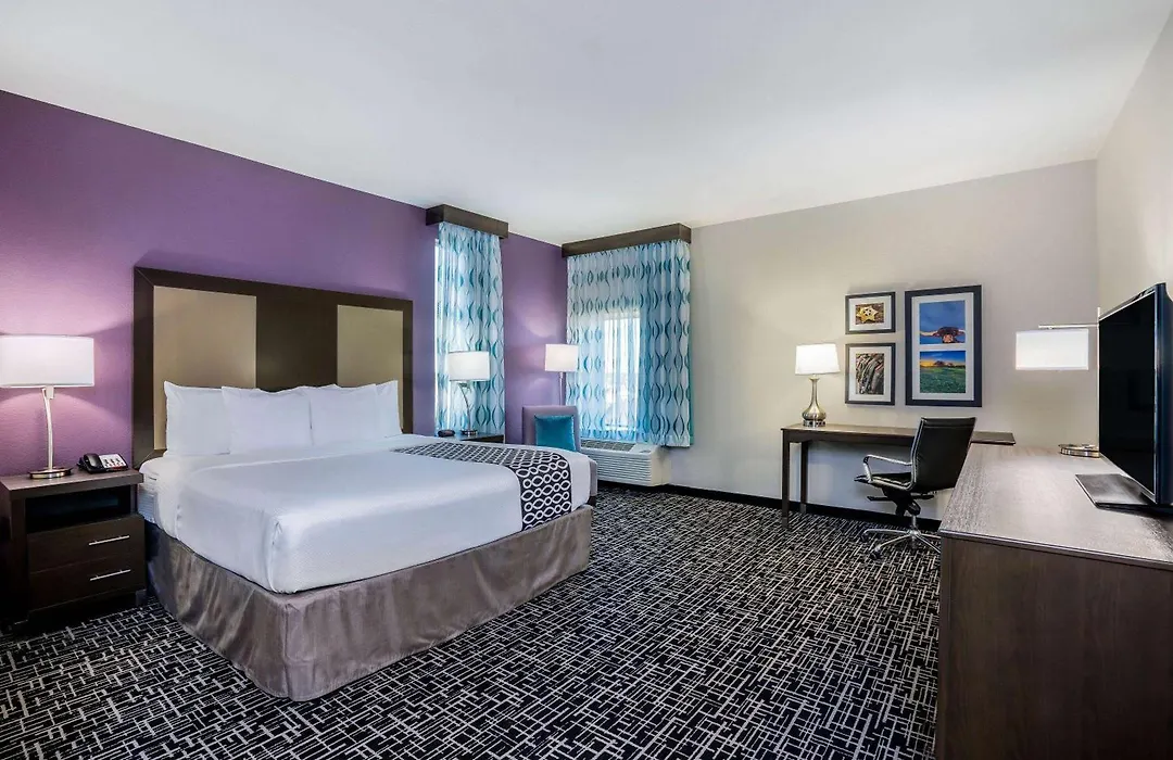La Quinta By Wyndham Houston Cypress-1