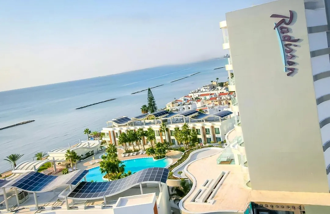Radisson Beach Resort Larnaca-1