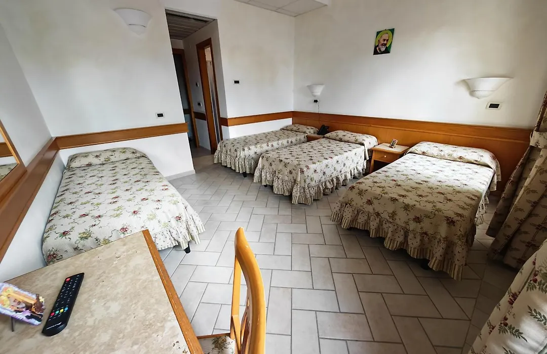 Hotel Pace-1
