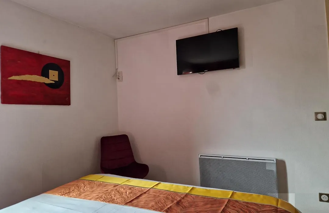 Prest'Hôtel Epinal-1