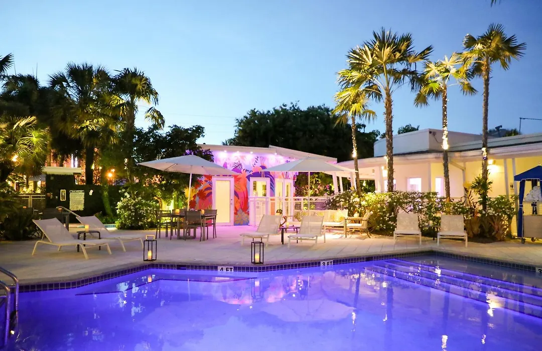 Orchid Key Inn - Adults Only-1