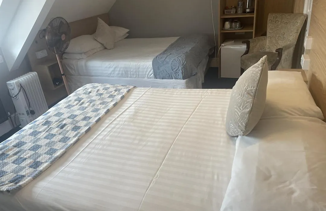 Diamonds Inn-1