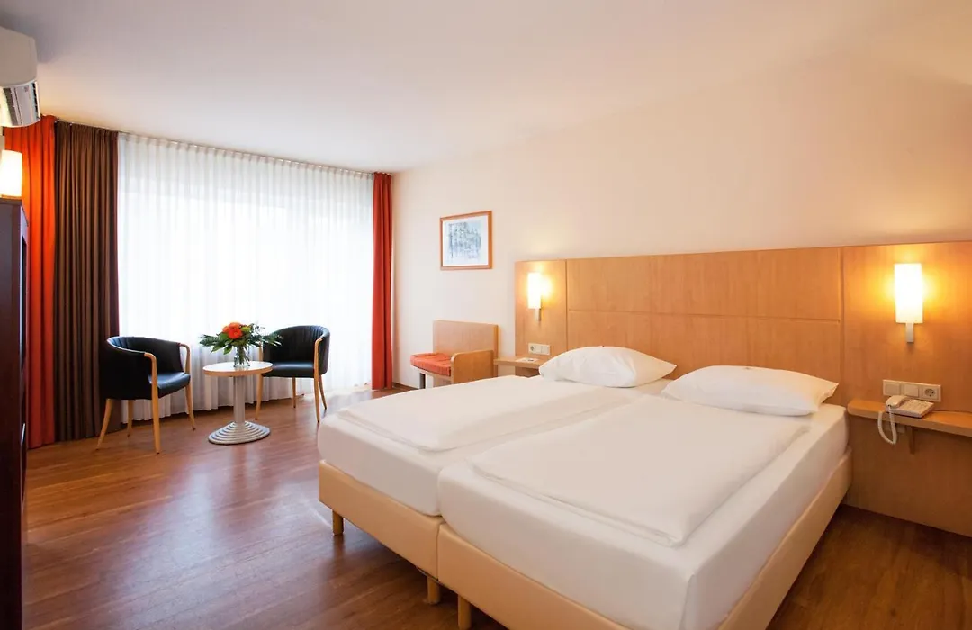 Friends Hotel Saarbrücken-1