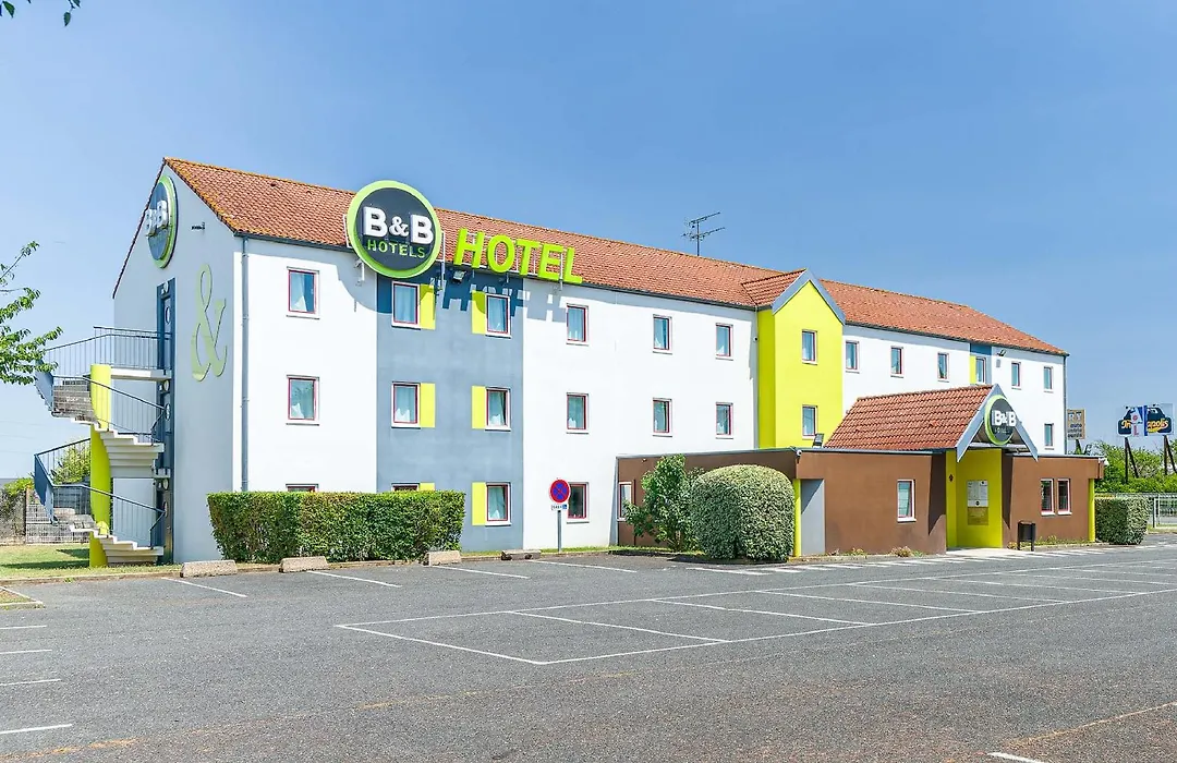B&B HOTEL Poitiers 1 Futuroscope-1