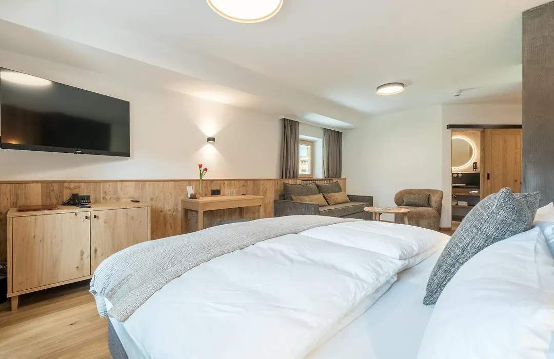 Hotel Hindenburglinde-1