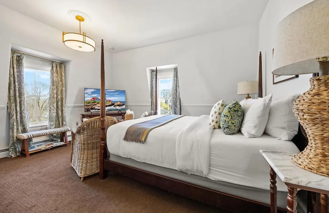 Hartstone Inn-1