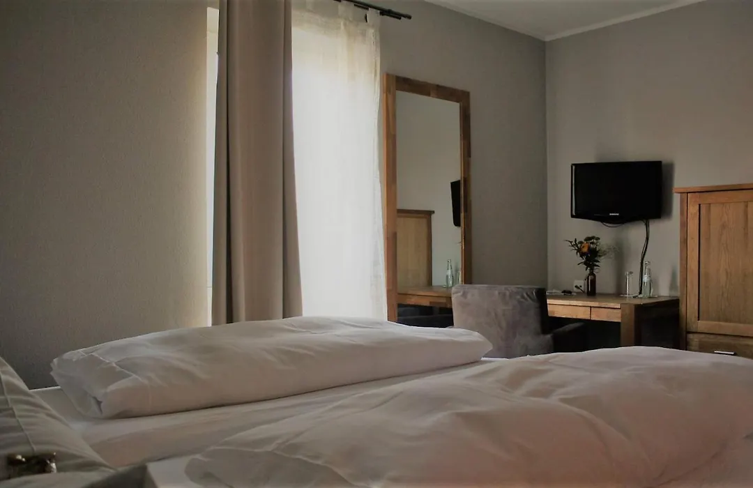 Hotel Schöne Aussicht-1