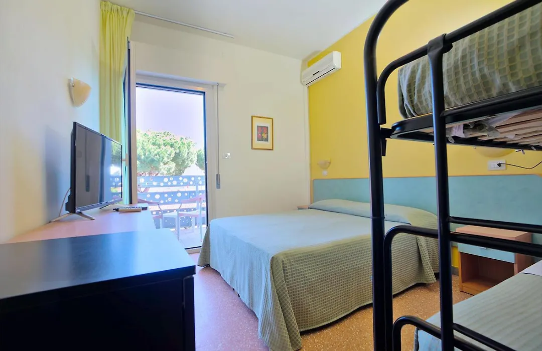 Hotel Roxy-1
