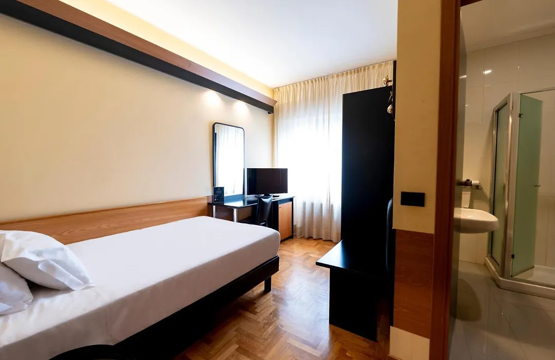 Cristal Palace Hotel-1