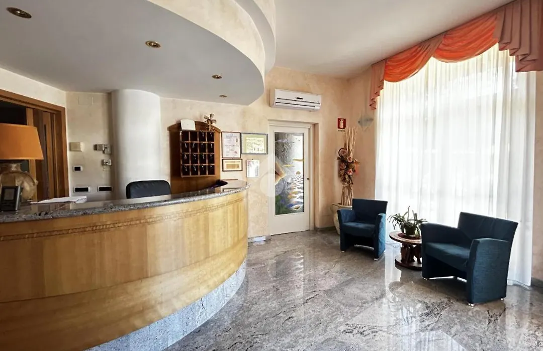 Hotel Feluca-1